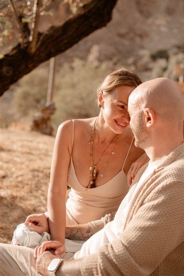 Guests enjoying an afternoon at the finca