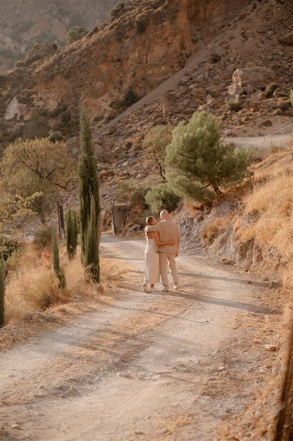 Guests enjoying an afternoon at the finca